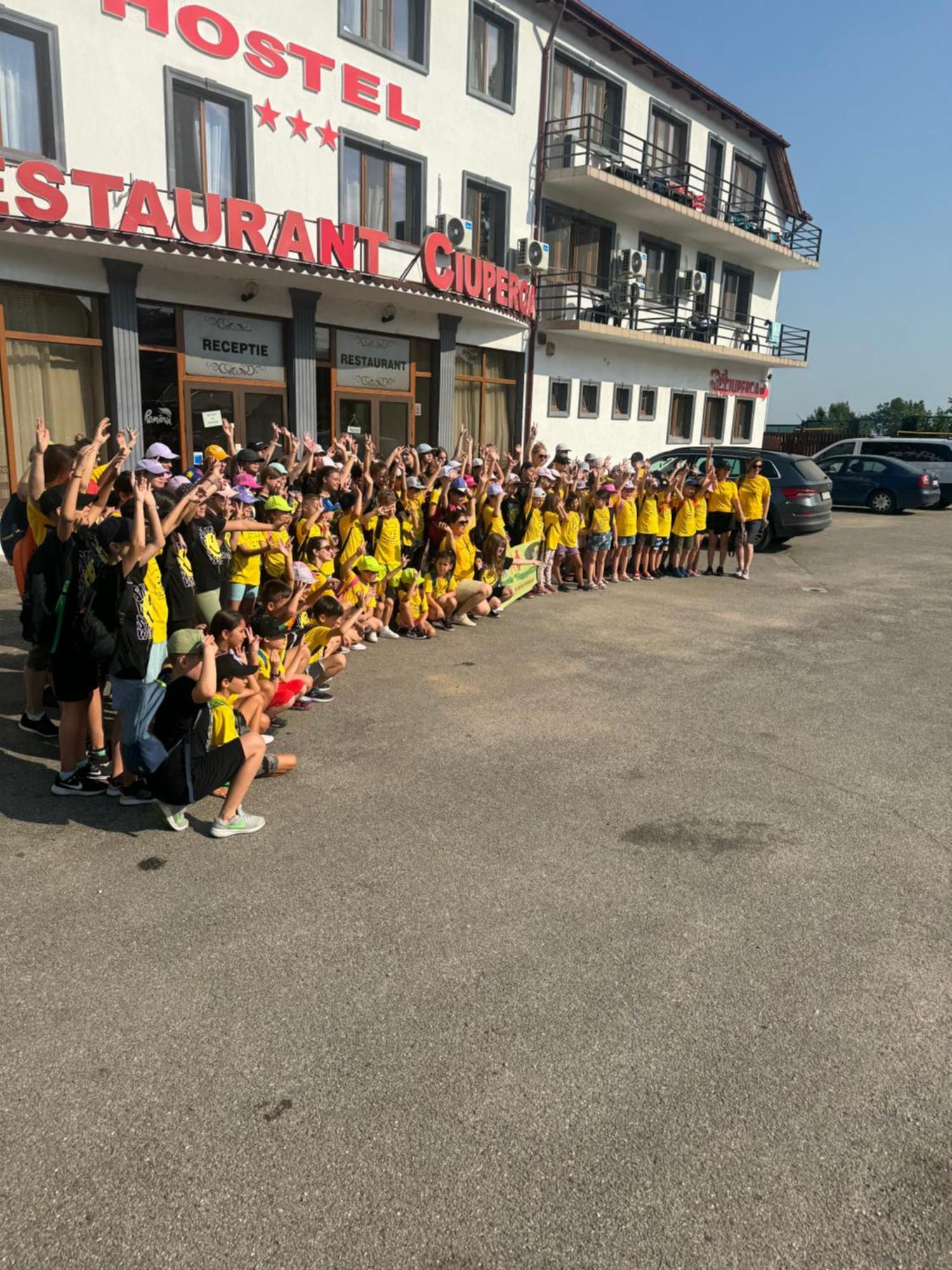 Hostel Restaurant Ciuperca Hunedoara Luaran gambar